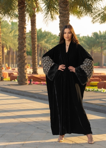Picture of Velvet Abaya with fur 