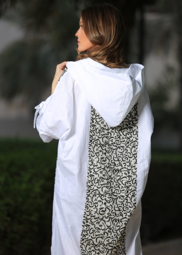Picture of Hooded arabesque calligraphy kaftan.