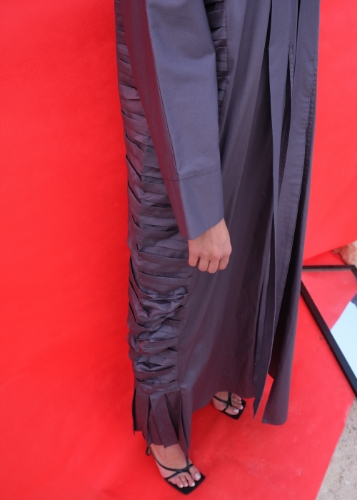 Picture of drape abaya with front self knot