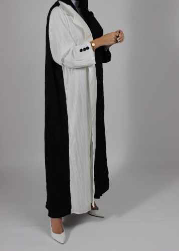 Picture of Black and White Abaya