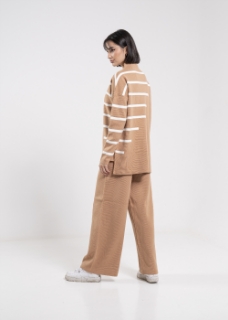 صورة Beige Linear Set