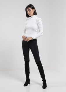 صورة White Top (Winter Collection)