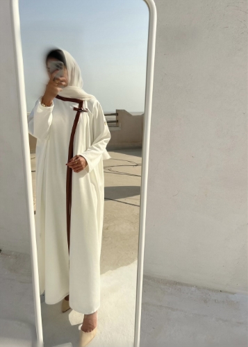 صورة leather abaya