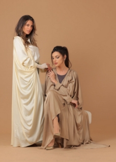 Picture of Pure Silk Beige Pleated Sleeves Abaya
