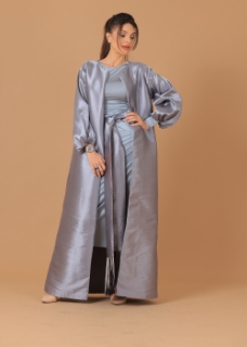 صورة Silver Grey Twisted Sleeves Abaya