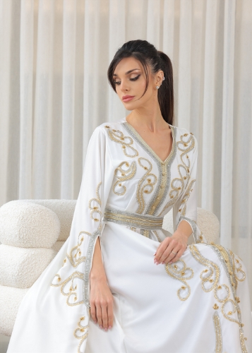 Picture of White Shilhat Sleeves V-neck Embroidered Jalabiya