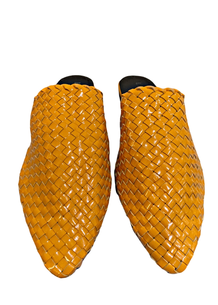 صورة Woven Leather Babouche Mustard Slides